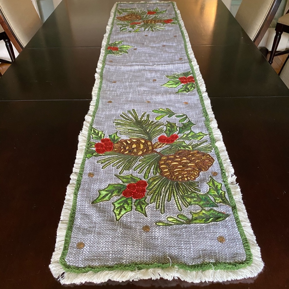 Pottery barn table runner